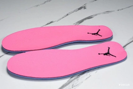 DH4121-600 SHOCKING 14 PINK (W) JORDAN LOW RETRO 1020